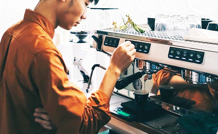 Machine, grinder, water and workflow — one system
